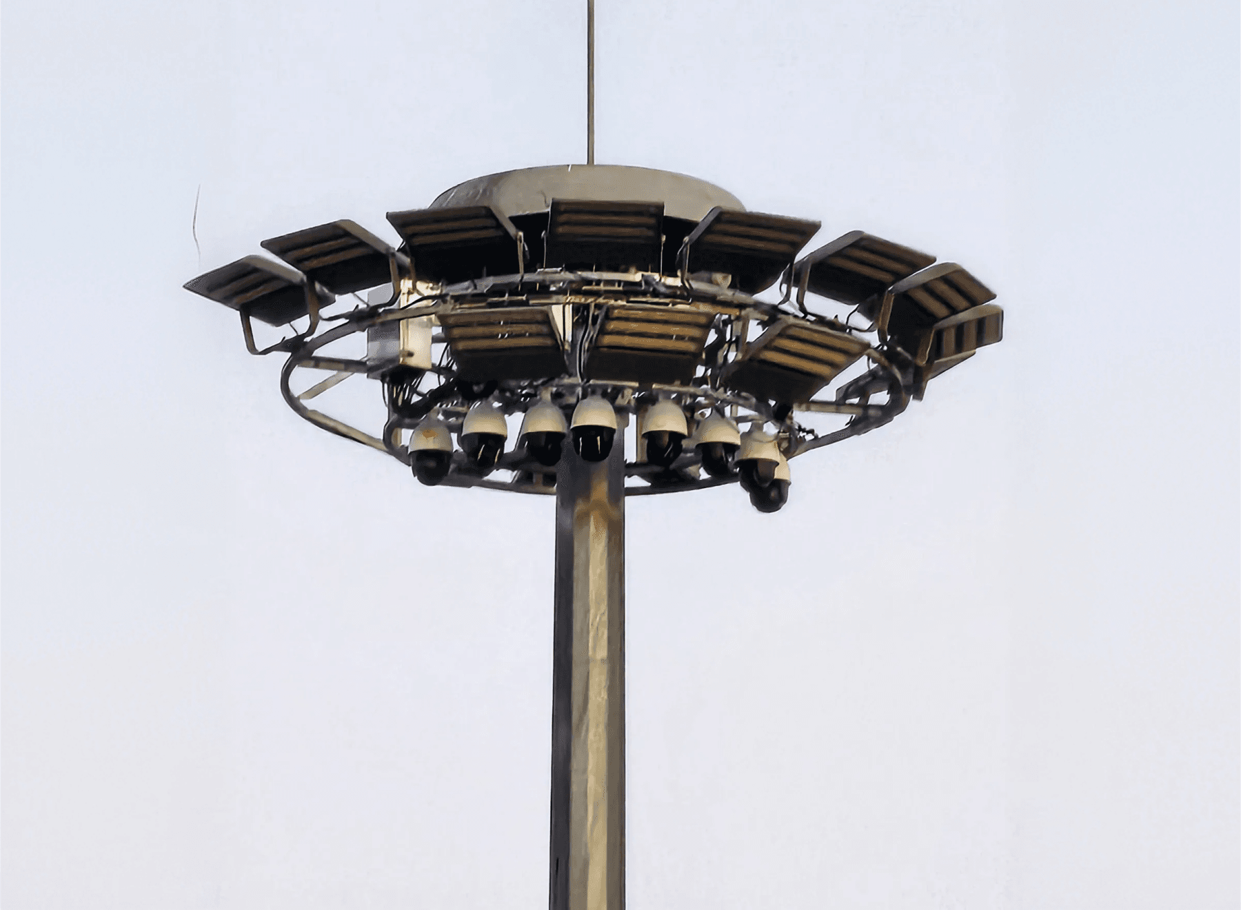 PTZカメラによる広域精密監視