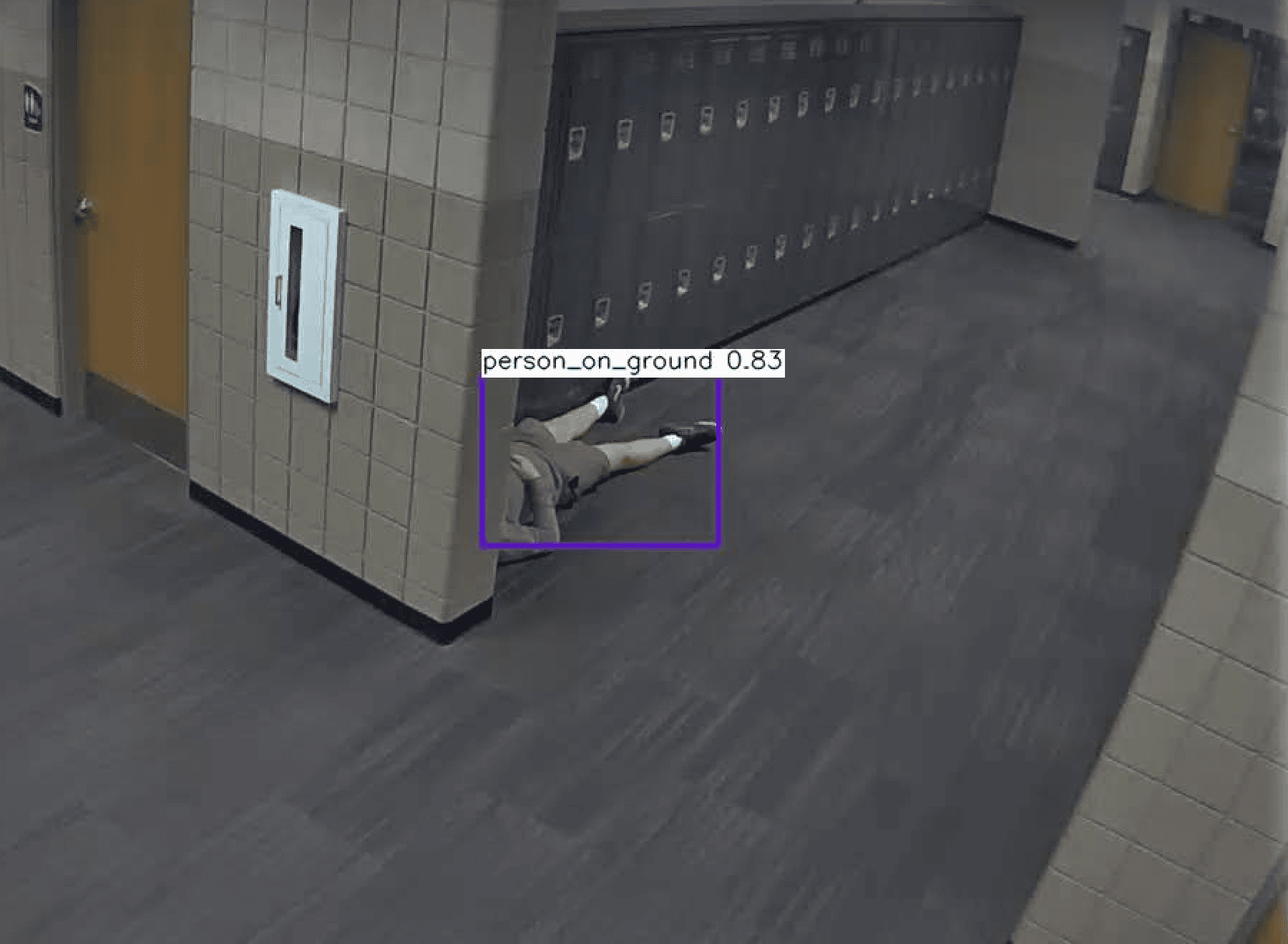 廊下・階段など転倒事故検知および警告