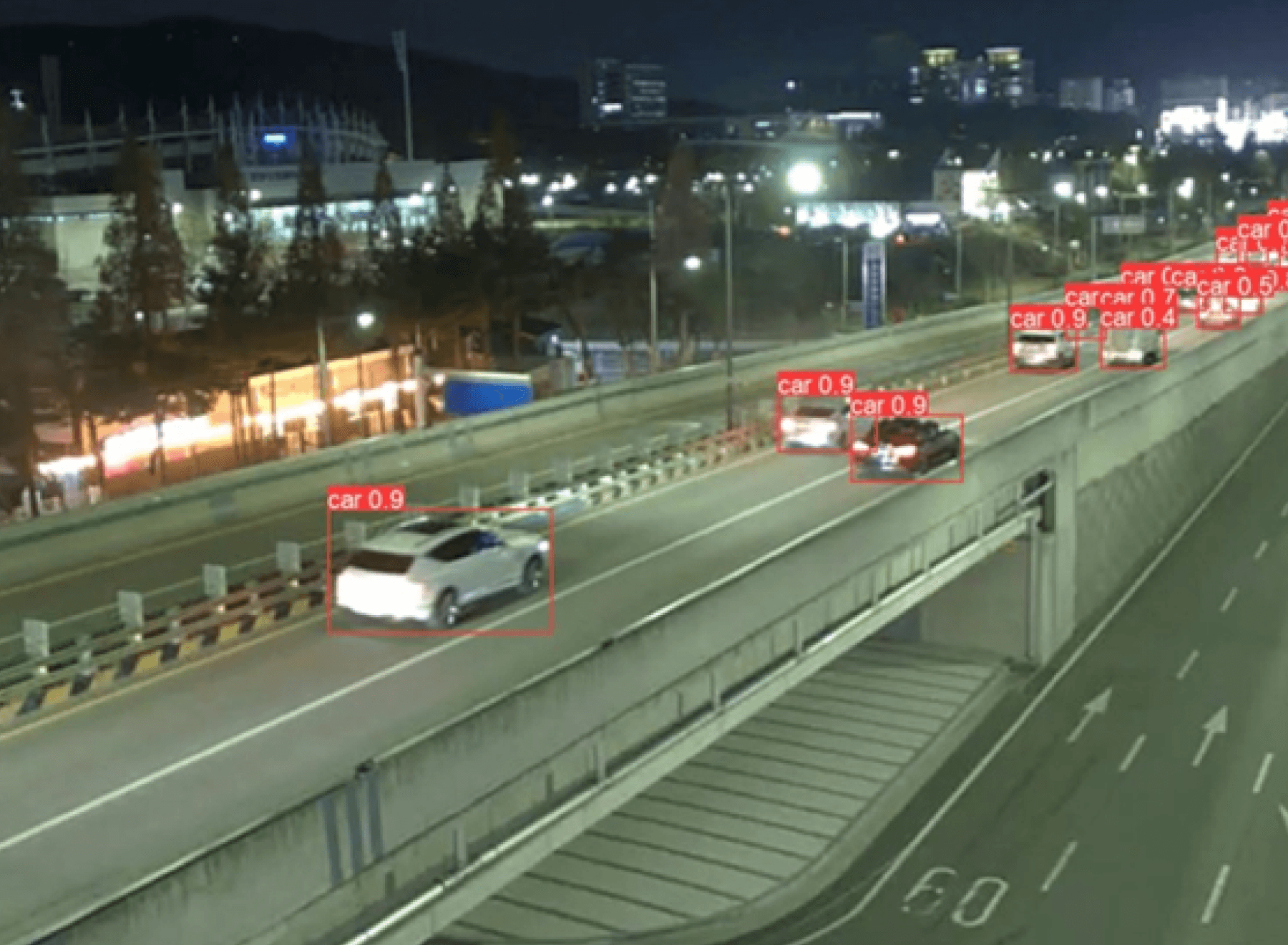 夜間・低照度環境でも安定認識