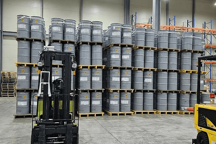 原子力発電所でも信号を逃さないフォークリフト位置測位システム